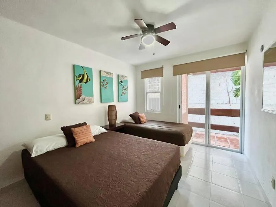 Edificio Palancar A Metros De La Playa Apartment Playa del Carmen Mexico